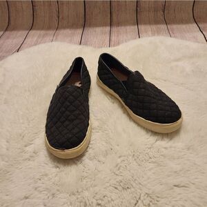 Wonder Nation black sparkling slip on little girl shoes